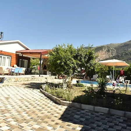 펜션 Yagmur Koycegiz (Mugla)